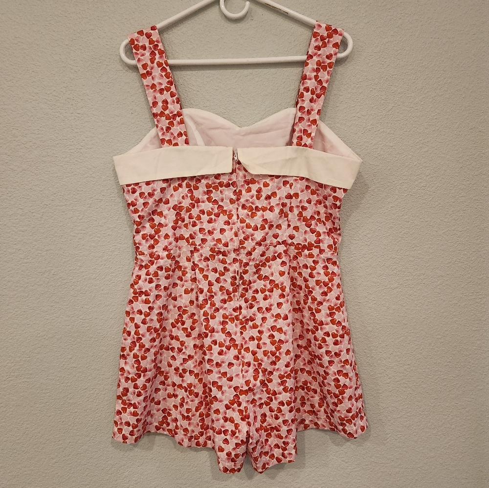 Women's Red Heart-Print Strap Romper - Picture 4 of 11